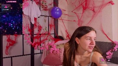 OdetteDredge live cam on Cam4