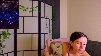 OdetteDredge live cam on Cam4