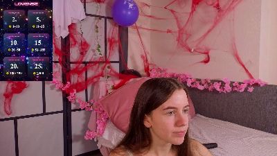 OdetteDredge live cam on Cam4