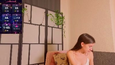 OdetteDredge live cam on Cam4