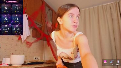 OdetteDredge live cam on Cam4