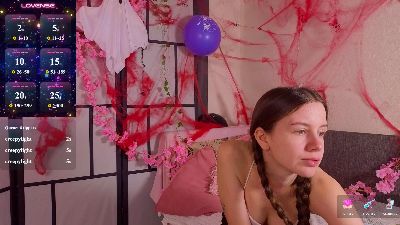 OdetteDredge live cam on Cam4