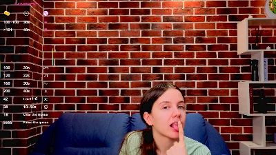 OdetteDredge live cam on Cam4
