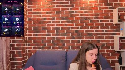 OdetteDredge live cam on Cam4