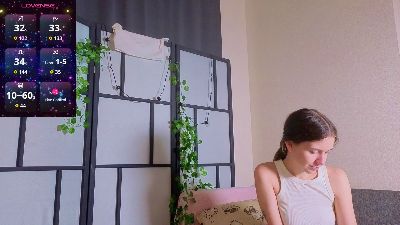 OdetteDredge live cam on Cam4