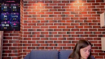 OdetteDredge live cam on Cam4
