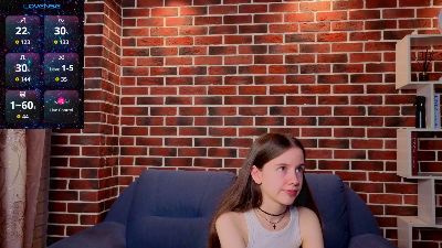 OdetteDredge live cam on Cam4