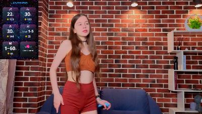 OdetteDredge live cam on Cam4