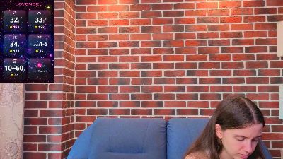 OdetteDredge live cam on Cam4
