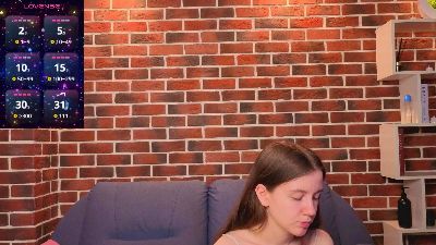 OdetteDredge live cam on Cam4