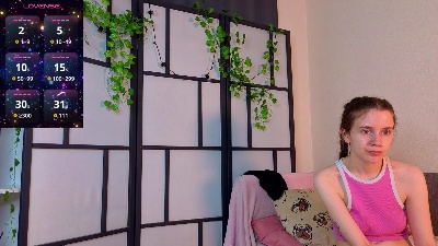OdetteDredge live cam on Cam4