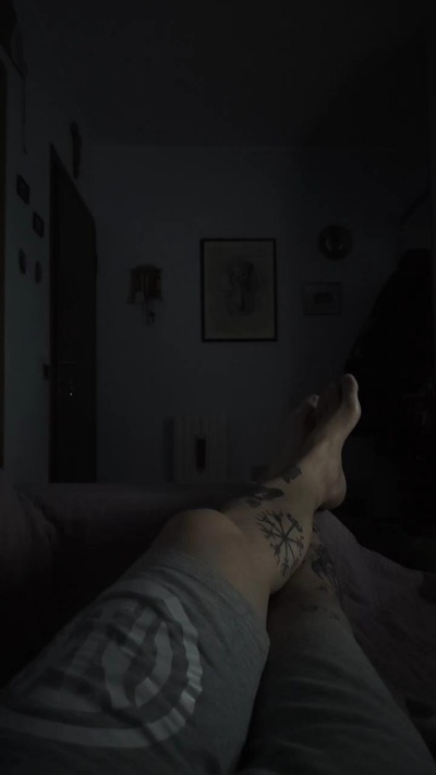 Odino80 live cam on Cam4