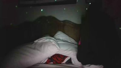 Offwhiteclouds live cam on Cam4