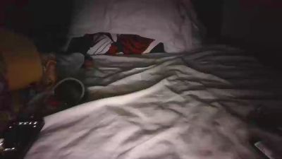 Offwhiteclouds live cam on Cam4