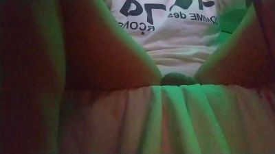 Offwhiteclouds live cam on Cam4