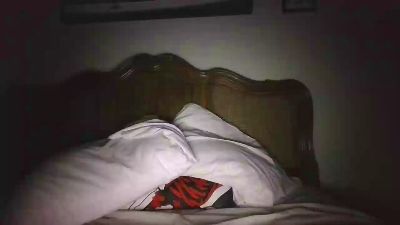 Offwhiteclouds live cam on Cam4