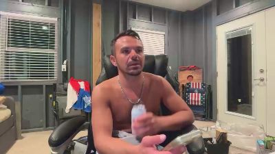 Ofthatguy live cam on Cam4