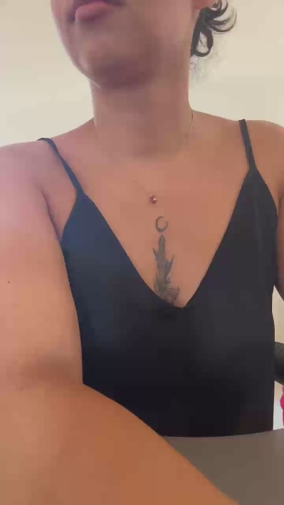 Oh_Anita666 live cam on Cam4