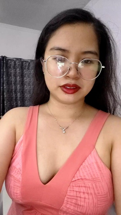 Ohmysweetlips live cam on Cam4