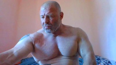 OiganJohn live cam on Cam4