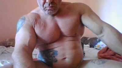 OiganJohn live cam on Cam4