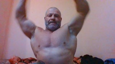 OiganJohn live cam on Cam4