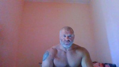 OiganJohn live cam on Cam4