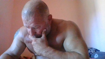 OiganJohn live cam on Cam4