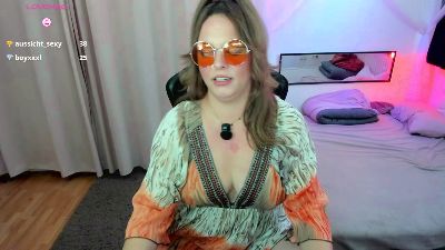 Oktopussyy live cam on Cam4