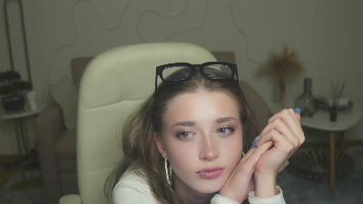 OlaBovie live cam on Cam4