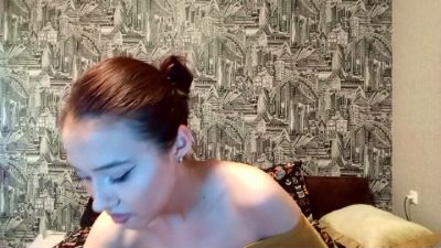 OlaCreason live cam on Cam4