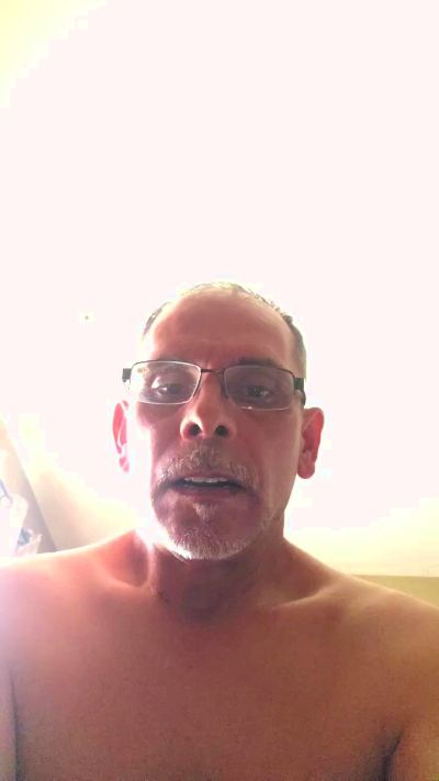 Older77 live cam on Cam4