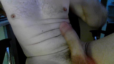 Olderthan26 live cam on Cam4