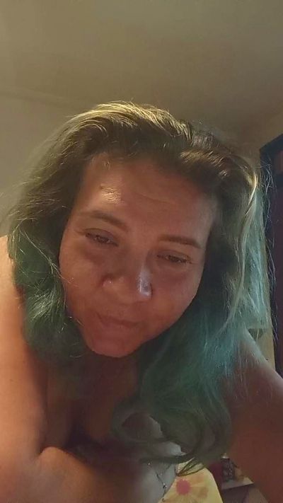 Olga84 live cam on Cam4