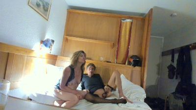 Olimel273 live cam on Cam4