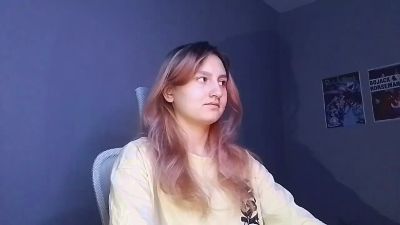 OlimpiaKolmer live cam on Cam4