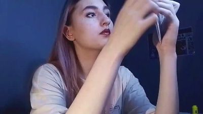 OlimpiaKolmer live cam on Cam4