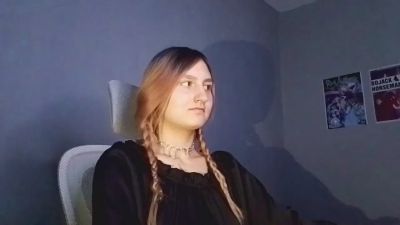 OlimpiaKolmer live cam on Cam4