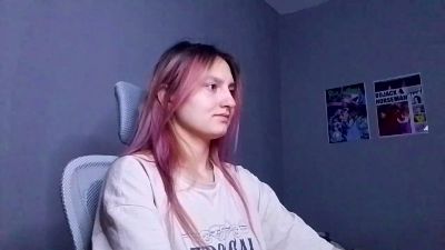 OlimpiaKolmer live cam on Cam4
