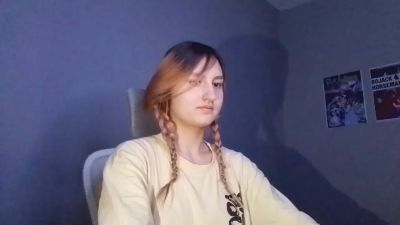 OlimpiaKolmer live cam on Cam4