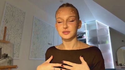 OlindaGeasley live cam on Cam4