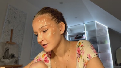 OlindaGeasley live cam on Cam4