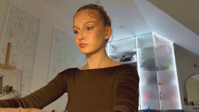 OlindaGeasley live cam on Cam4