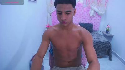 Oliver_Parker live cam on Cam4