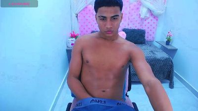 Oliver_Parker live cam on Cam4