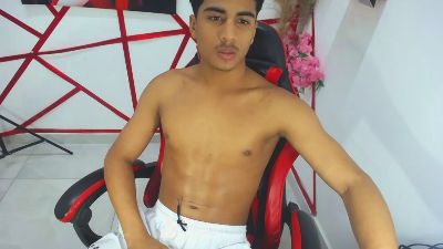 Oliver_Parker live cam on Cam4