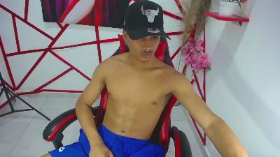 Oliver_Parker live cam on Cam4