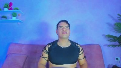 Oliver_kin live cam on Cam4