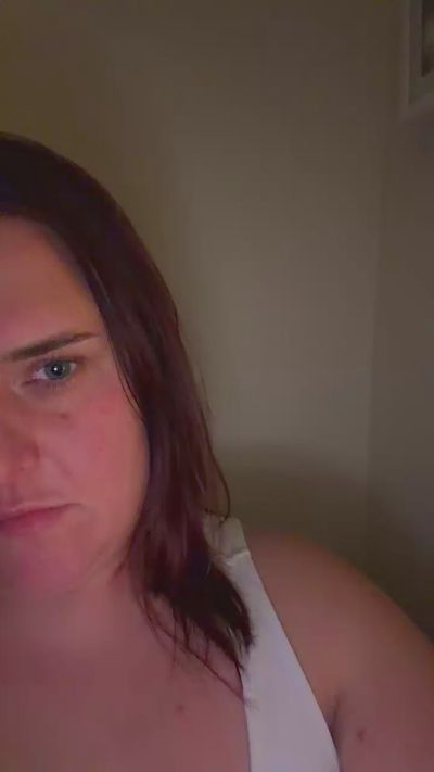 Olivia1992 live cam on Cam4