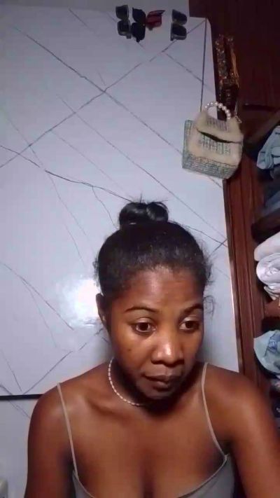 Olivia live cam on Cam4